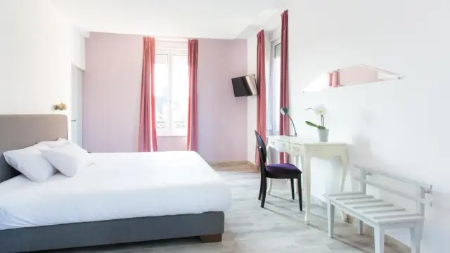 Hotel Dangleterre2